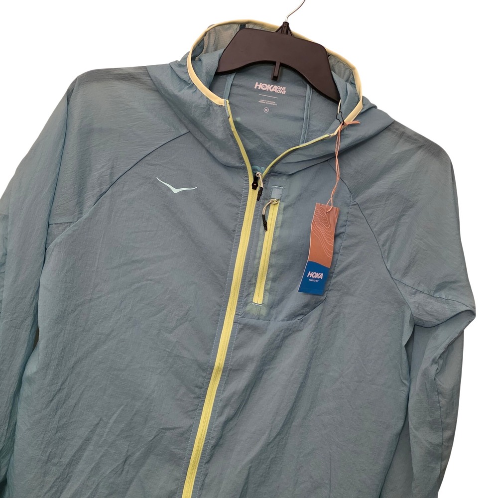 Hoka Skyflow Jacket Womens Medium Blue Green Windbreaker Running Hooded 1141671